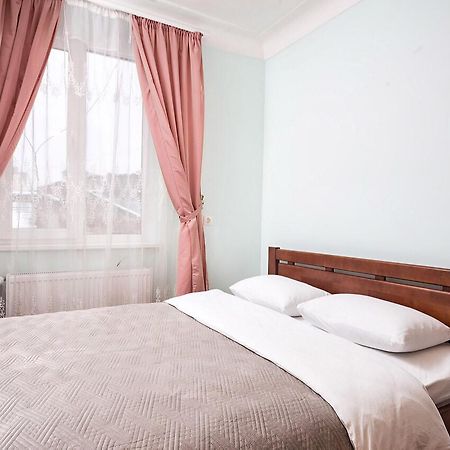 Ukrainian House Апартаменти На Площі Ринок Lwów Zewnętrze zdjęcie